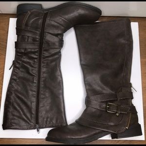 Report Hargrove boots 8.5